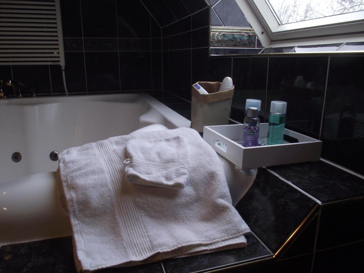 B&B Landgoed Sonneborghe Kollumerzwaag Ngoại thất bức ảnh